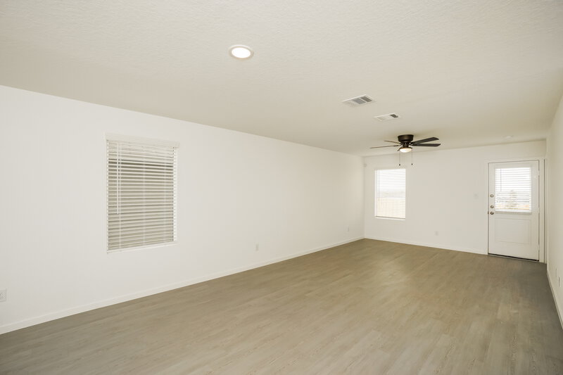 1,505/Mo, 11528 Chestnut Rose Converse, TX 78109 Living Room View