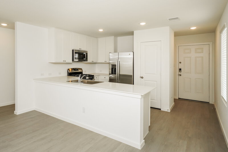 1,505/Mo, 11528 Chestnut Rose Converse, TX 78109 Dining Room View