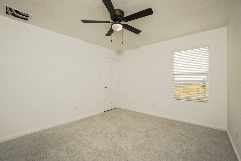 1,505/Mo, 11528 Chestnut Rose Converse, TX 78109 Main Bedroom View 2
