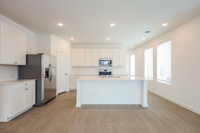 1,850/Mo, 15522 Crescent Pine San Antonio, TX 78253 Dining Room View