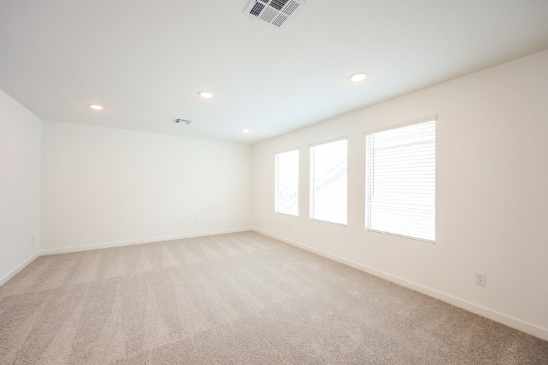 1,850/Mo, 15522 Crescent Pine San Antonio, TX 78253 Family Room View