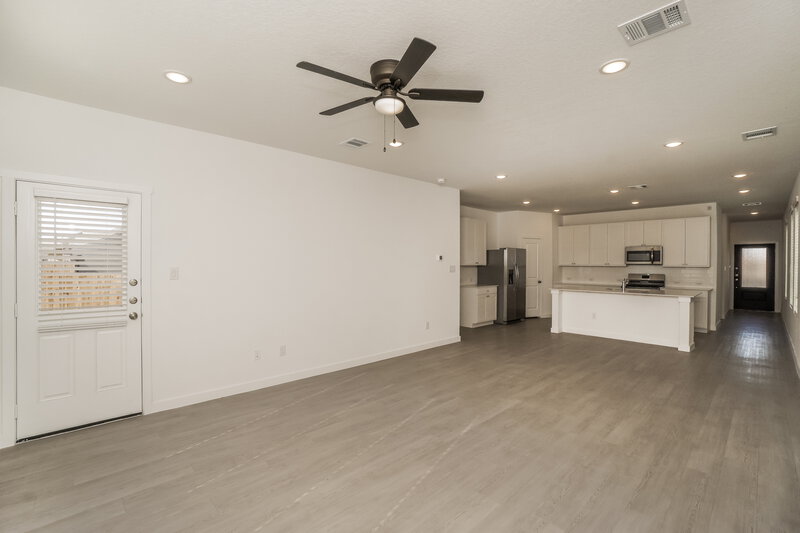 1,765/Mo, 15526 Crescent Pine San Antonio, TX 78253 Living Room View 2