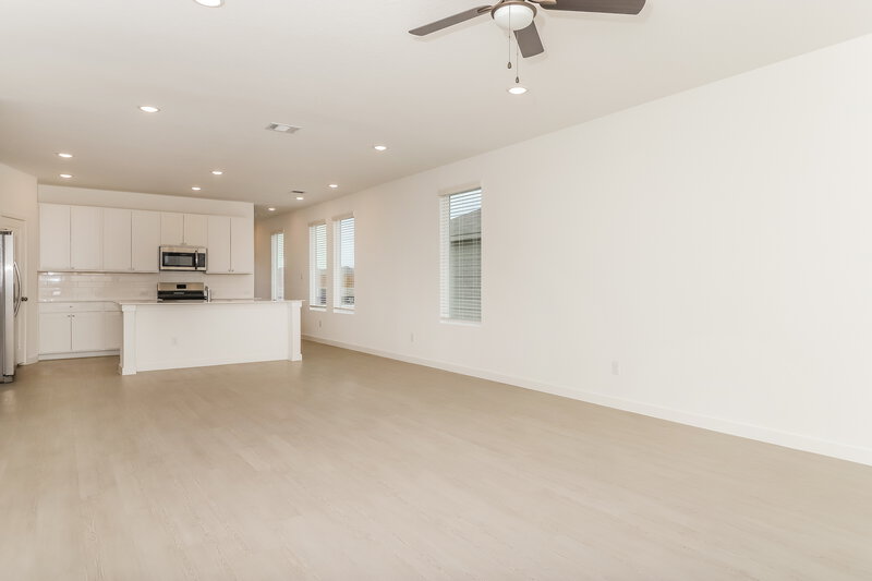 1,820/Mo, 15554 Crescent Pine San Antonio, TX 78253 Living Room View 2