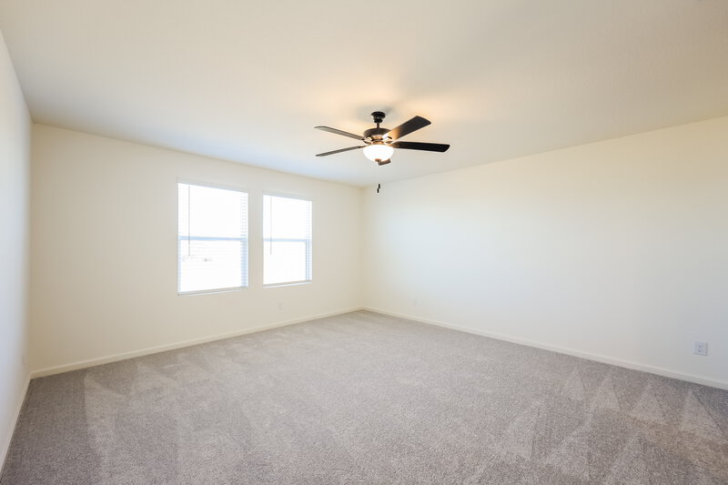 1,895/Mo, 5827 Texas Palm Dr Converse, TX 78109 Main Bedroom View