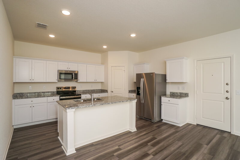 2,040/Mo, 5831 Texas Palm Dr Converse, TX 78109 Kitchen View
