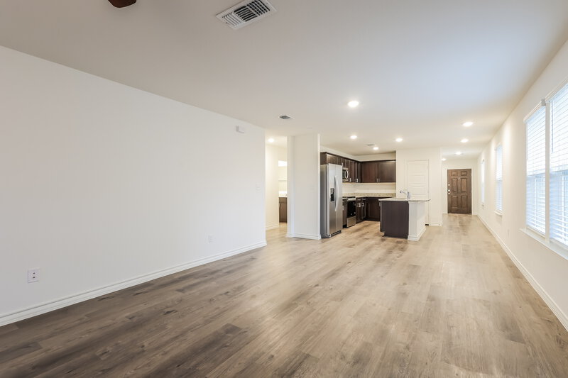 1,710/Mo, 10207 Monte Carmel Pl Converse, TX 78109 Living Room View 2