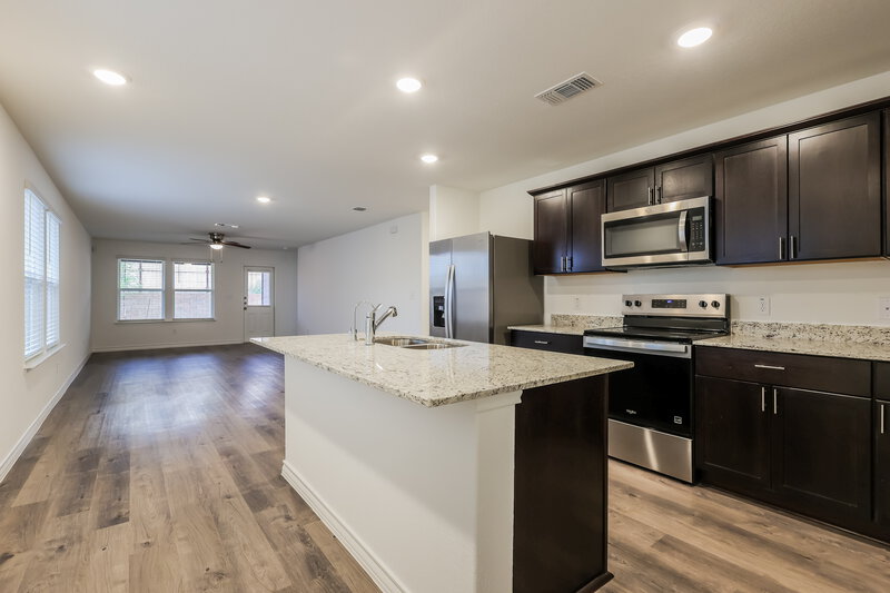 1,710/Mo, 10207 Monte Carmel Pl Converse, TX 78109 Kitchen View