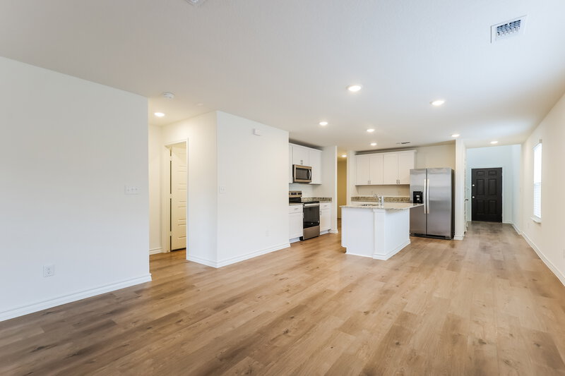 2,140/Mo, 10327 Monte Carmel Pl Converse, TX 78109 Living Room View 4