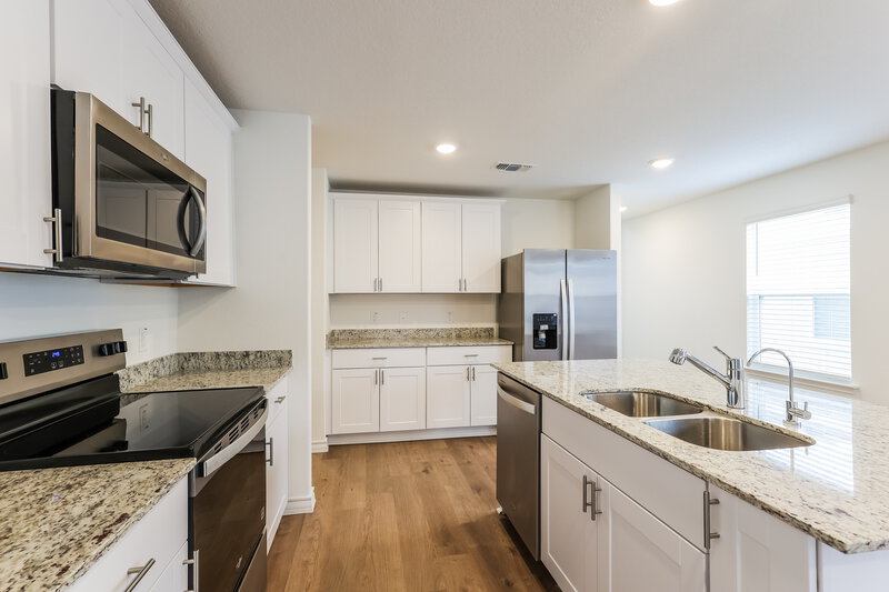 2,140/Mo, 10327 Monte Carmel Pl Converse, TX 78109 Kitchen View 3