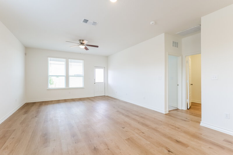 2,190/Mo, 1194 Casa Luminar Converse, TX 78109 Living Room View 2