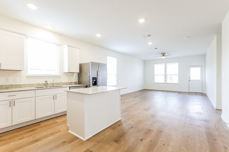 2,190/Mo, 1194 Casa Luminar Converse, TX 78109 Kitchen View