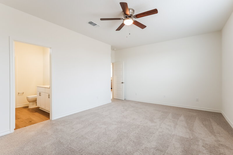 2,190/Mo, 1194 Casa Luminar Converse, TX 78109 Main Bedroom View 2