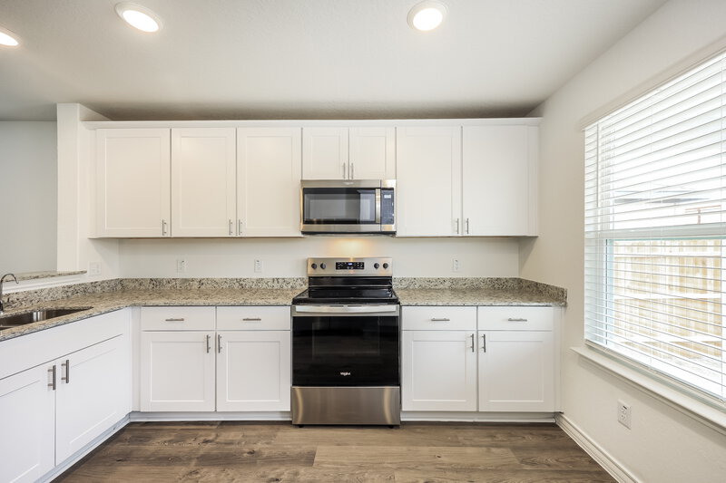 2,035/Mo, 10215 Monte Carmel Pl Converse, TX 78109 Kitchen View