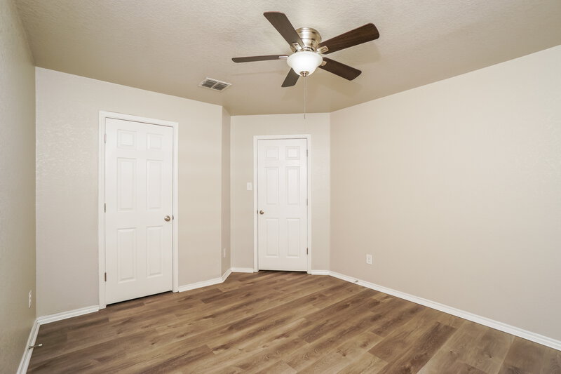 1,655/Mo, 6535 Davenport Bay Converse, TX 78109 Bedroom View 3