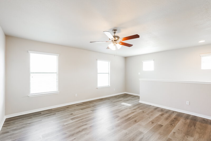 2,105/Mo, 8611 Ludlow Cove Converse, TX 78109 Loft View