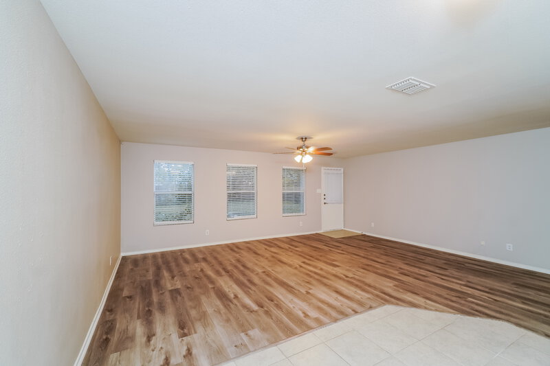 2,570/Mo, 20803 Blue Trinity San Antonio, TX 78259 Living Room View