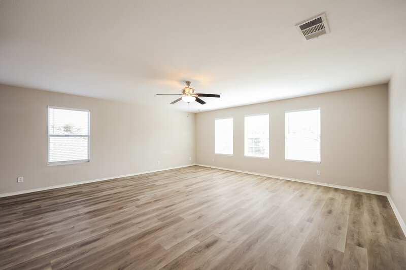 2,670/Mo, 20803 Blue Trinity San Antonio, TX 78259 Family Room View