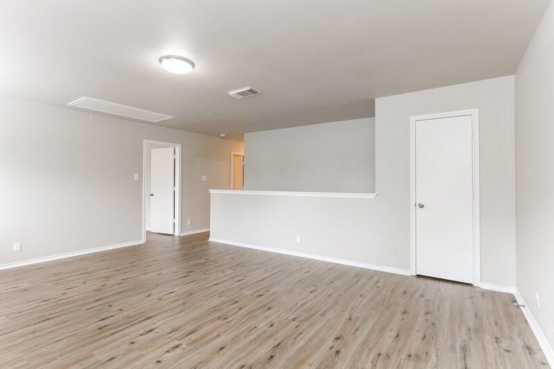 2,275/Mo, 347 Stone Point New Braunfels, TX 78130 Loft View