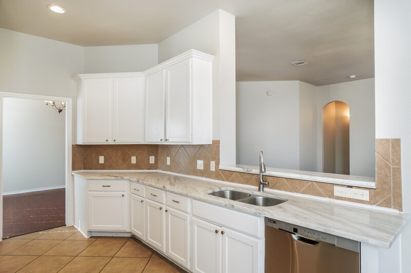 2,050/Mo, 3039 Hidden Meadow Seguin, TX 78155 Kitchen View 2