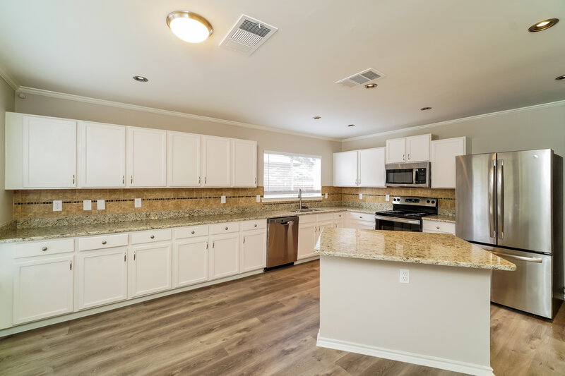 2,050/Mo, 12014 Legend Trail Helotes, TX 78023 Kitchen View