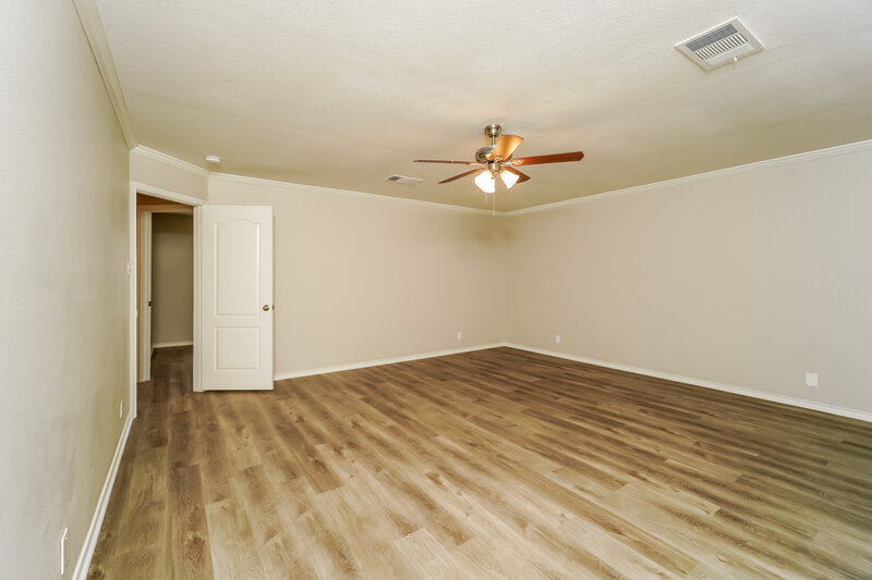 2,050/Mo, 12014 Legend Trail Helotes, TX 78023 Main Bedroom View