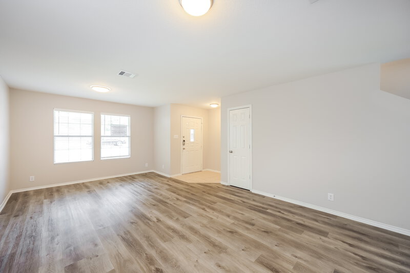 2,045/Mo, 212 Texas Mulberry San Antonio, TX 78253 Family Room View