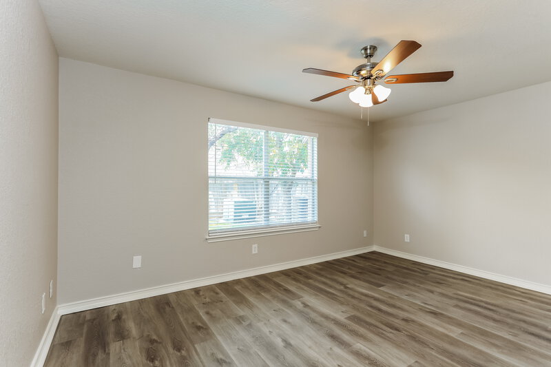 0/Mo, 1231 Range Finder San Antonio, TX 78245 Main Bedroom View 2