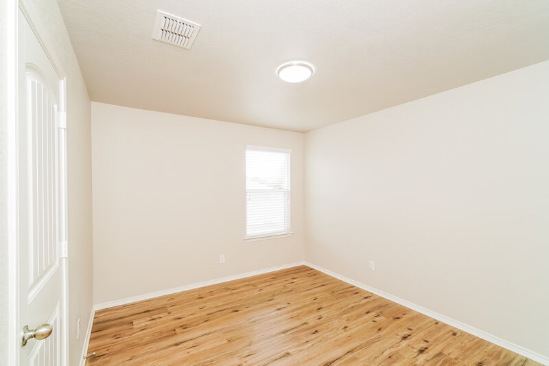 2,195/Mo, 11743 Verdis Valley San Antonio, TX 78245 Bedroom View 2