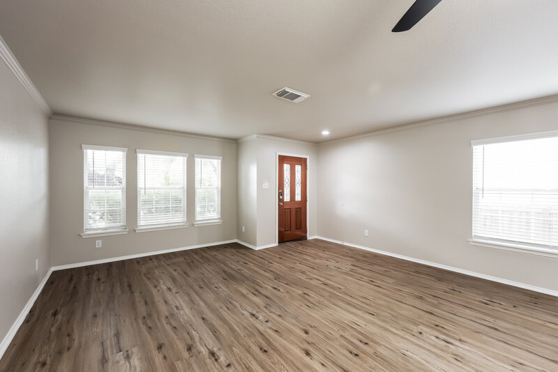 2,195/Mo, 310 Upland Creek San Antonio, TX 78245 Main Bedroom View