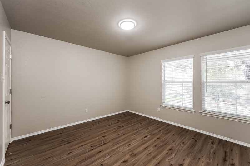 2,195/Mo, 310 Upland Creek San Antonio, TX 78245 Bedroom View 3