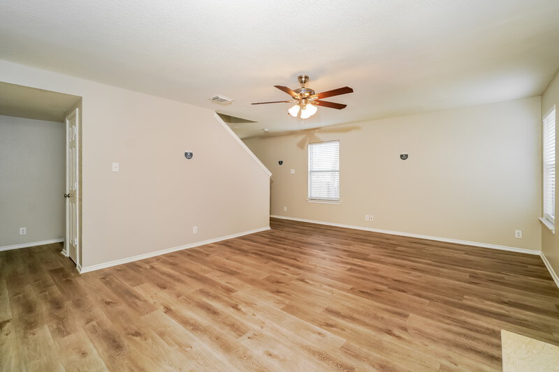 1,990/Mo, 1341 Copper Glen Dr New Braunfels, TX 78130 Living Room View