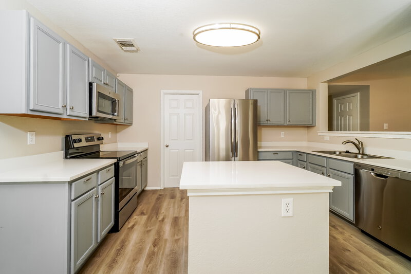 1,990/Mo, 1341 Copper Glen Dr New Braunfels, TX 78130 Kitchen View
