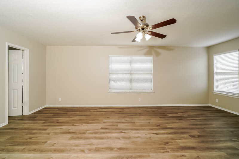 1,990/Mo, 1341 Copper Glen Dr New Braunfels, TX 78130 Main Bedroom View