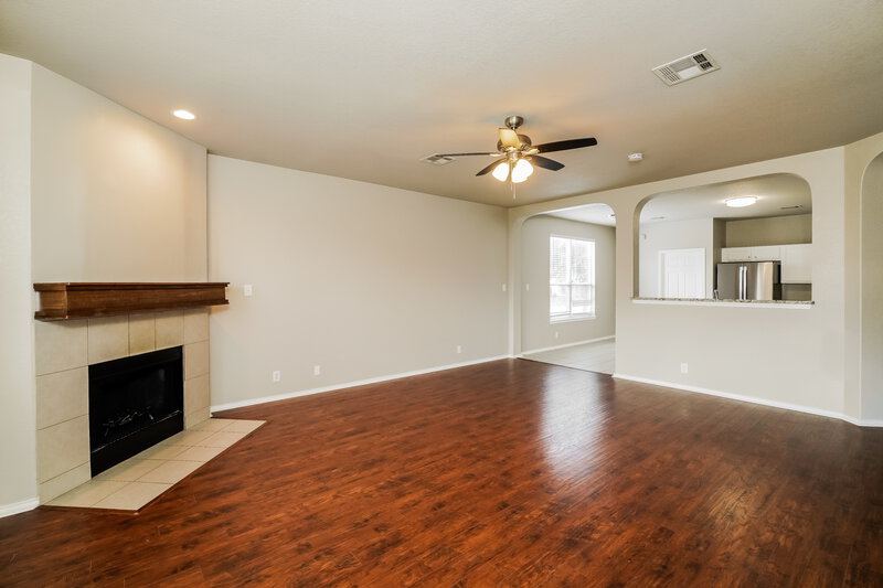 2,100/Mo, 2232 Fitch Dr New Braunfels, TX 78130 Living Room View 2