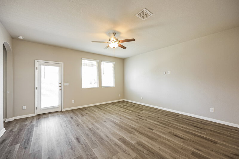 2,410/Mo, 15332 Daystar Pass San Antonio, TX 78253 Living Room View
