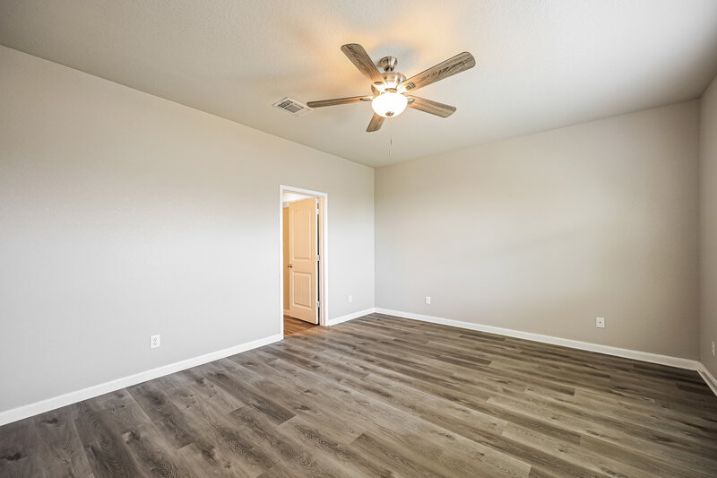 2,410/Mo, 15332 Daystar Pass San Antonio, TX 78253 Main Bedroom View