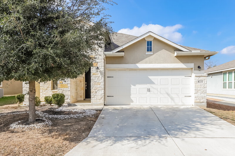 1,660/Mo, 8233 Oak Harvest Dr San Antonio, TX 78254 External View