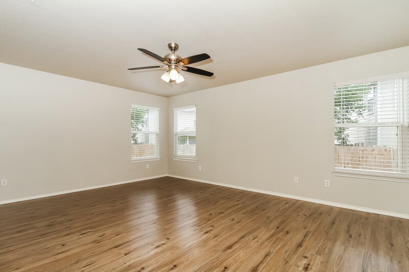 2,780/Mo, 4723 Gambels Quail Converse, TX 78109 Main Bedroom View