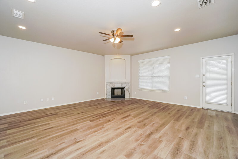 1,710/Mo, 342 Soaring Breeze San Antonio, TX 78253 Living Room View