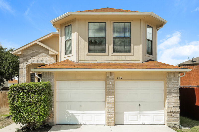 2,110/Mo, 7319 Autumn Brook Converse, TX 78109 External View