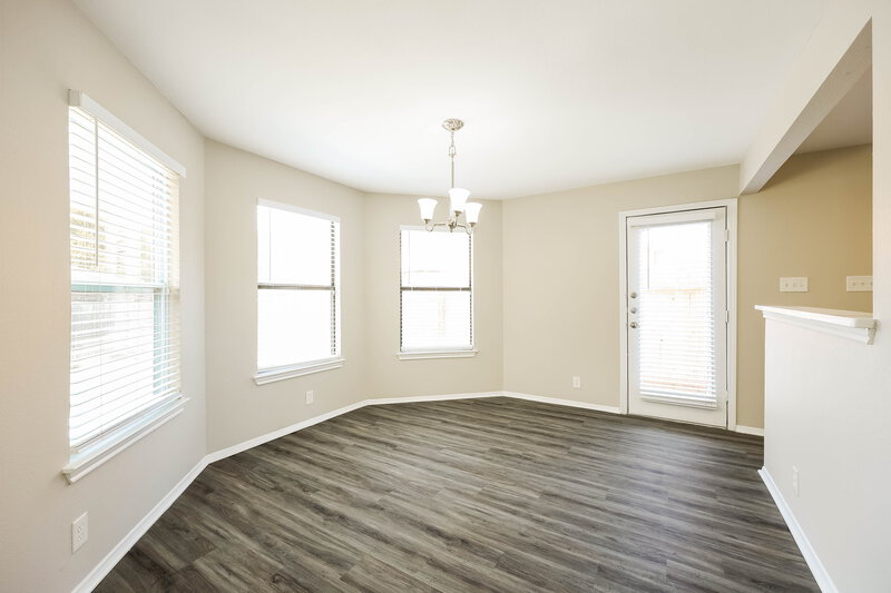 2,110/Mo, 7319 Autumn Brook Converse, TX 78109 Dining Room View
