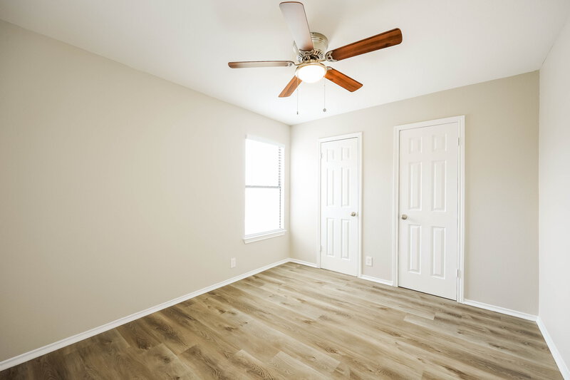 2,110/Mo, 7319 Autumn Brook Converse, TX 78109 Bedroom View