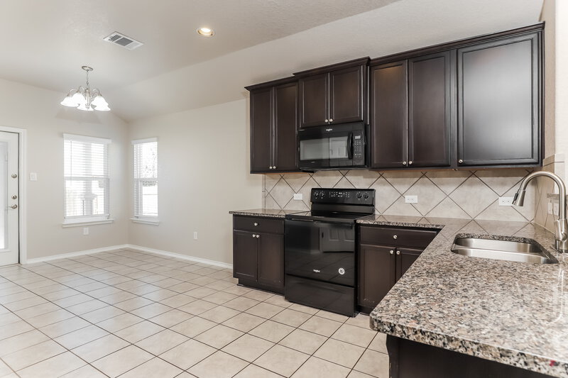 1,505/Mo, 119 Katy Post San Antonio, TX 78220 Kitchen View