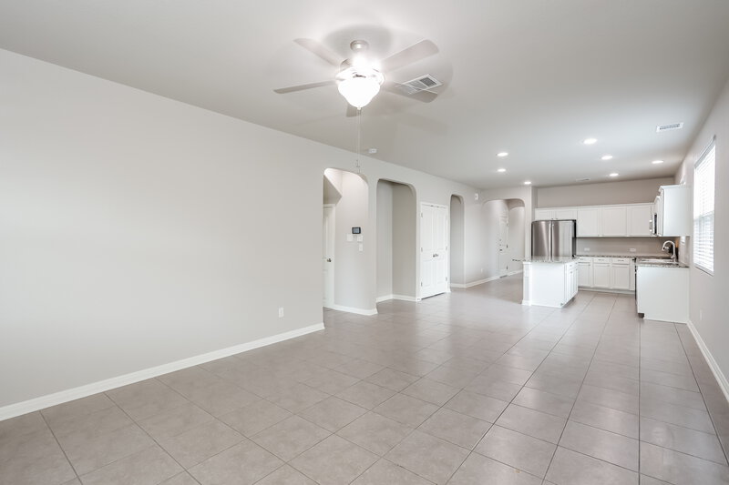 2,225/Mo, 11330 Charismatic San Antonio, TX 78245 Living Room View 2