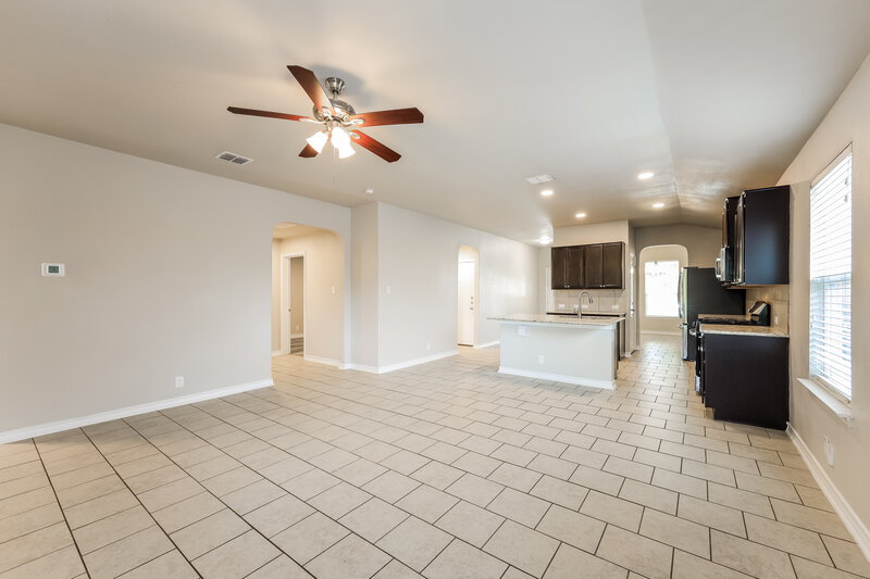 1,570/Mo, 2503 Barbwire Way San Antonio, TX 78244 Living Room View 2