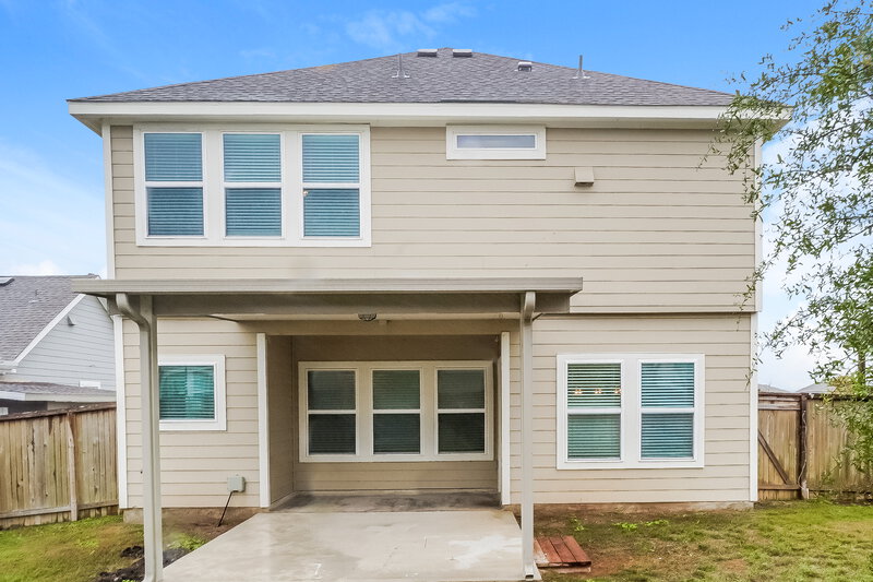 2,135/Mo, 5111 Wells Park Marion, TX 78124 Rear View 2