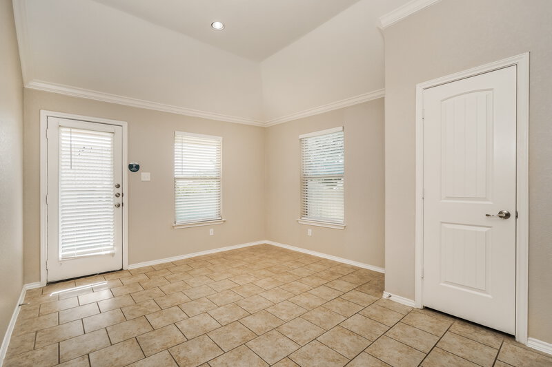 1,905/Mo, 577 Saddle Back Trail Cibolo, TX 78108 Dining Room View