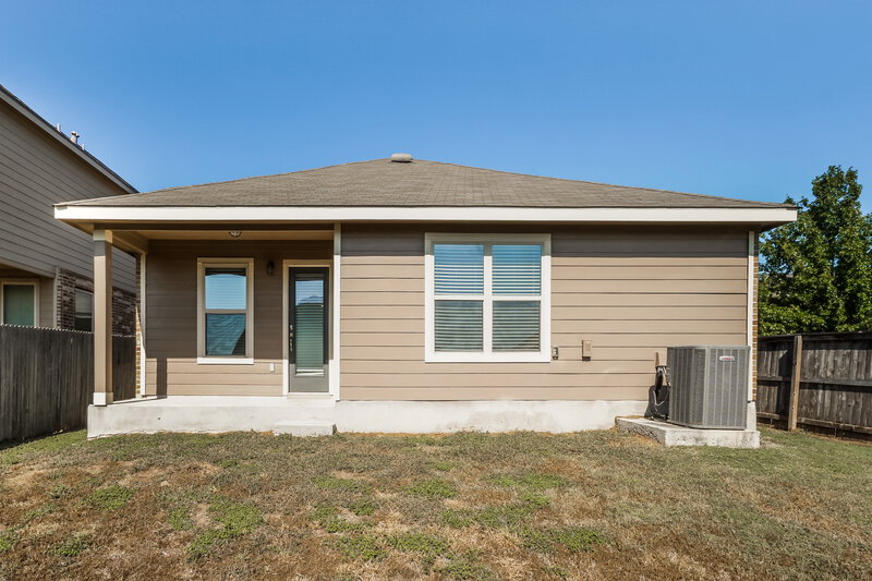 1,905/Mo, 577 Saddle Back Trail Cibolo, TX 78108 Rear View 2