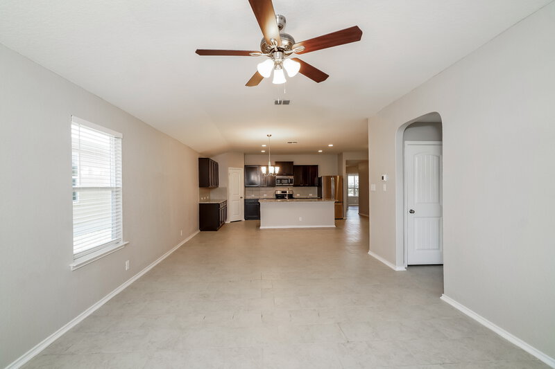 2,085/Mo, 15130 Cinnamon Teal San Antonio, TX 78253 Living Room View