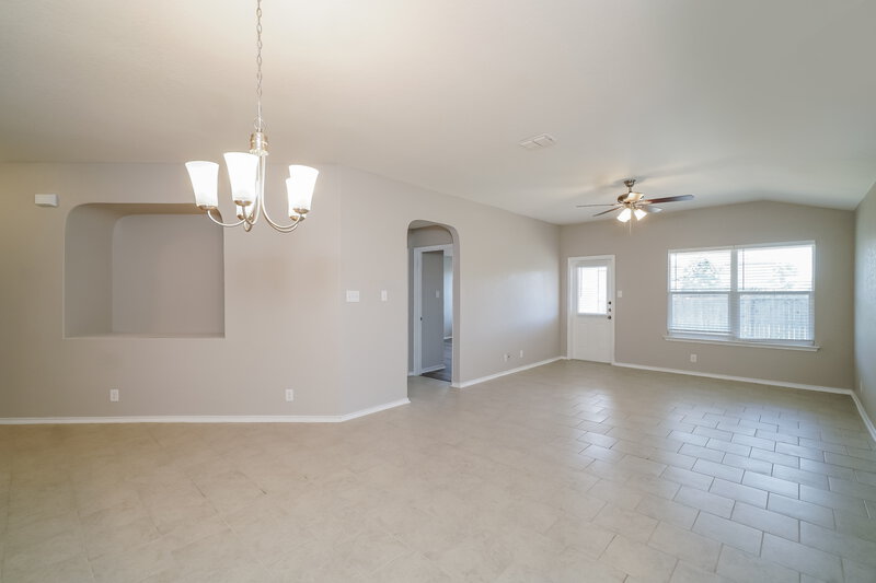 2,085/Mo, 15130 Cinnamon Teal San Antonio, TX 78253 Dining Room View 2